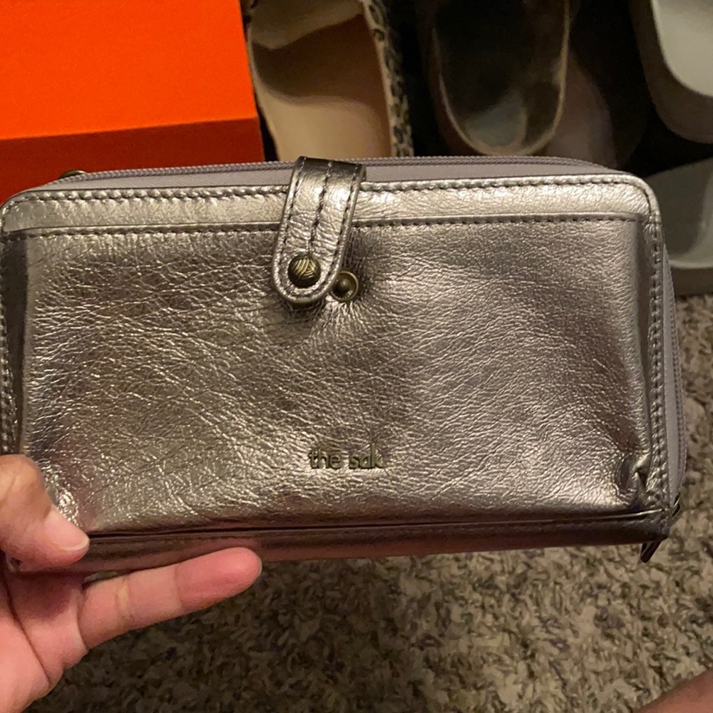 The SAK phone wallet